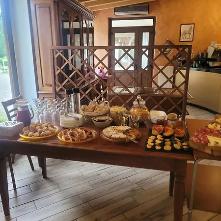 Farm stay La Fornace Centro Ippico Como